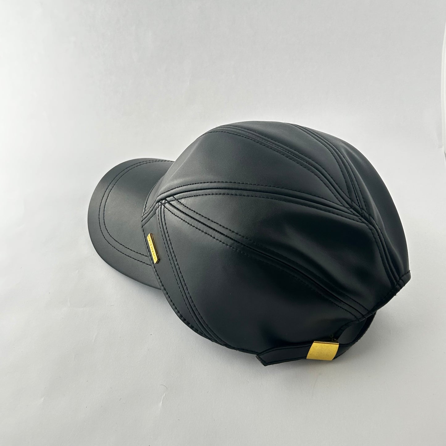 Bald Man's Cap BLACK colorway back left