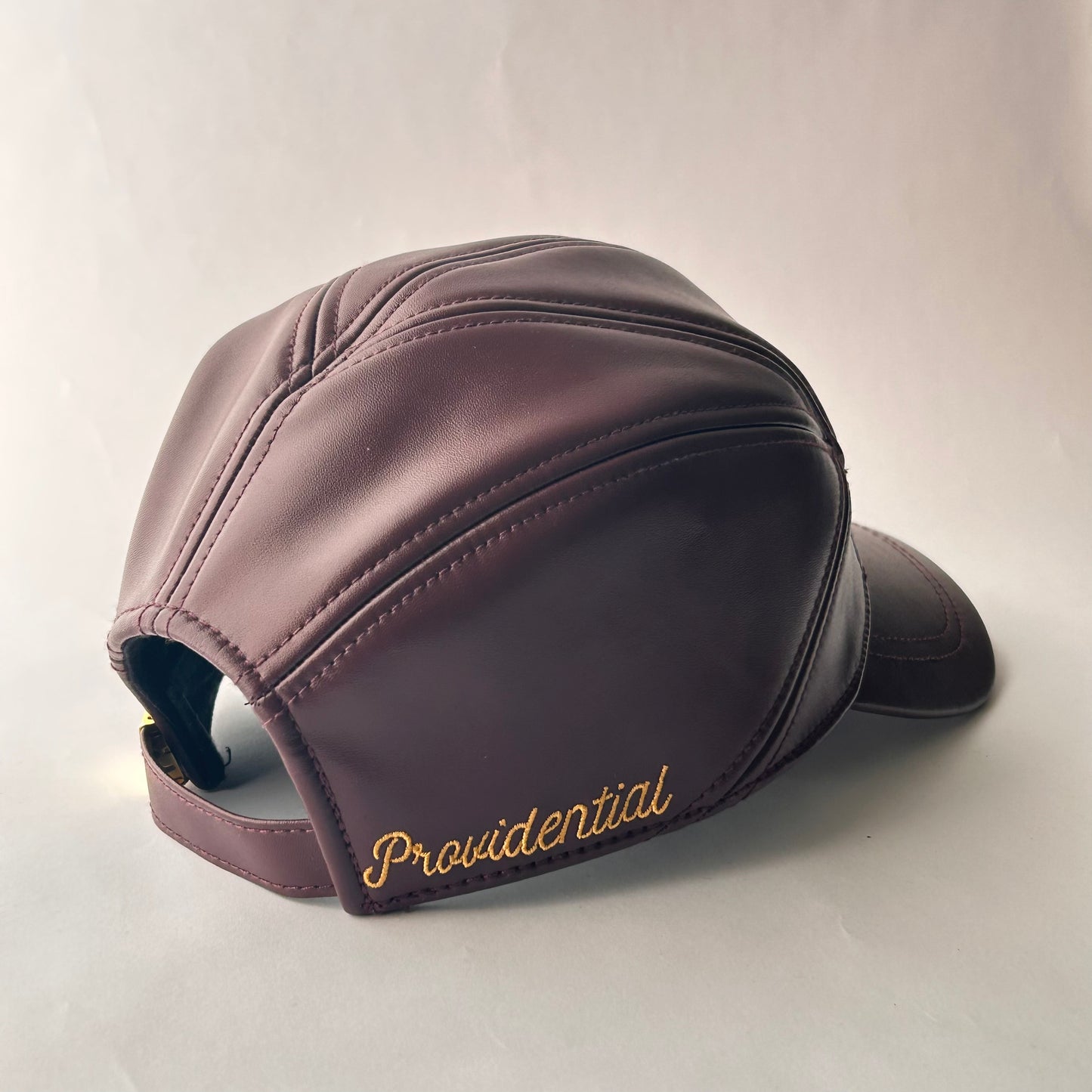 Bald Man's Cap BURGUNDY colorway back right